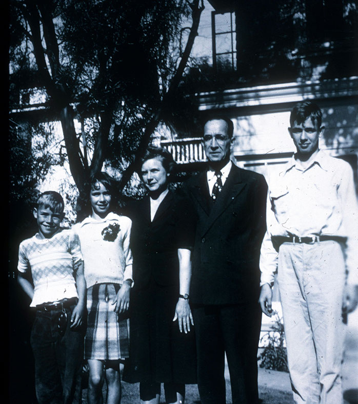 Young VNS with family